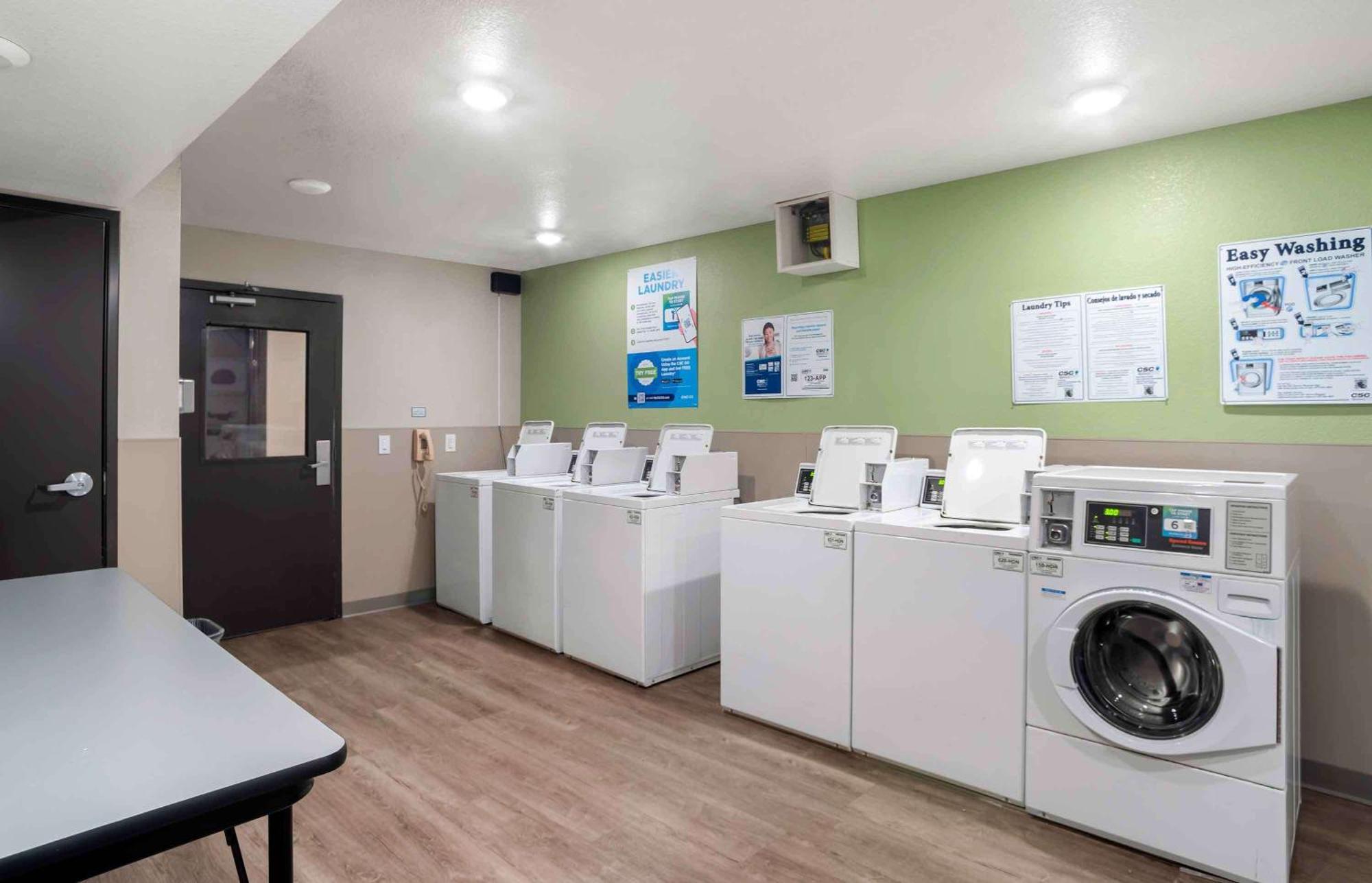 Extended Stay America Select Suites - Charlotte - Northlake Exteriör bild