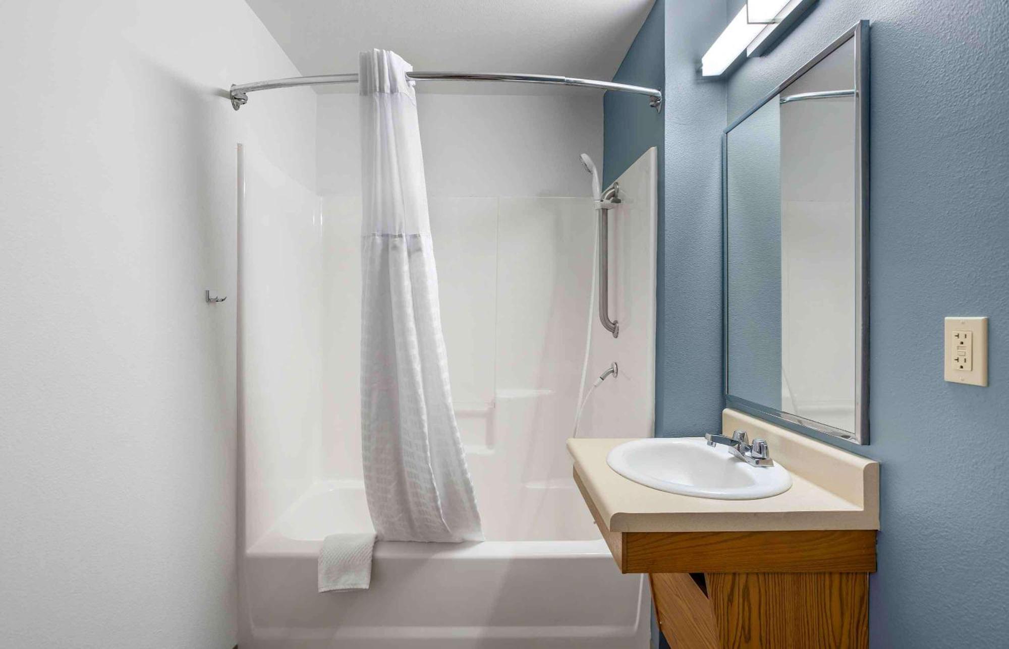 Extended Stay America Select Suites - Charlotte - Northlake Exteriör bild