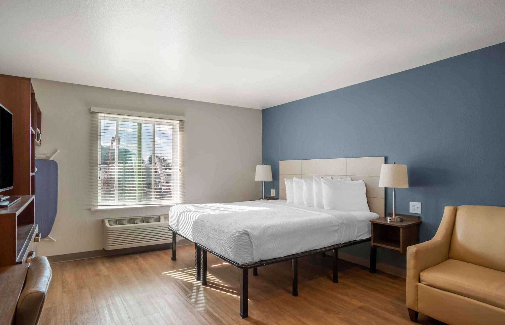 Extended Stay America Select Suites - Charlotte - Northlake Exteriör bild