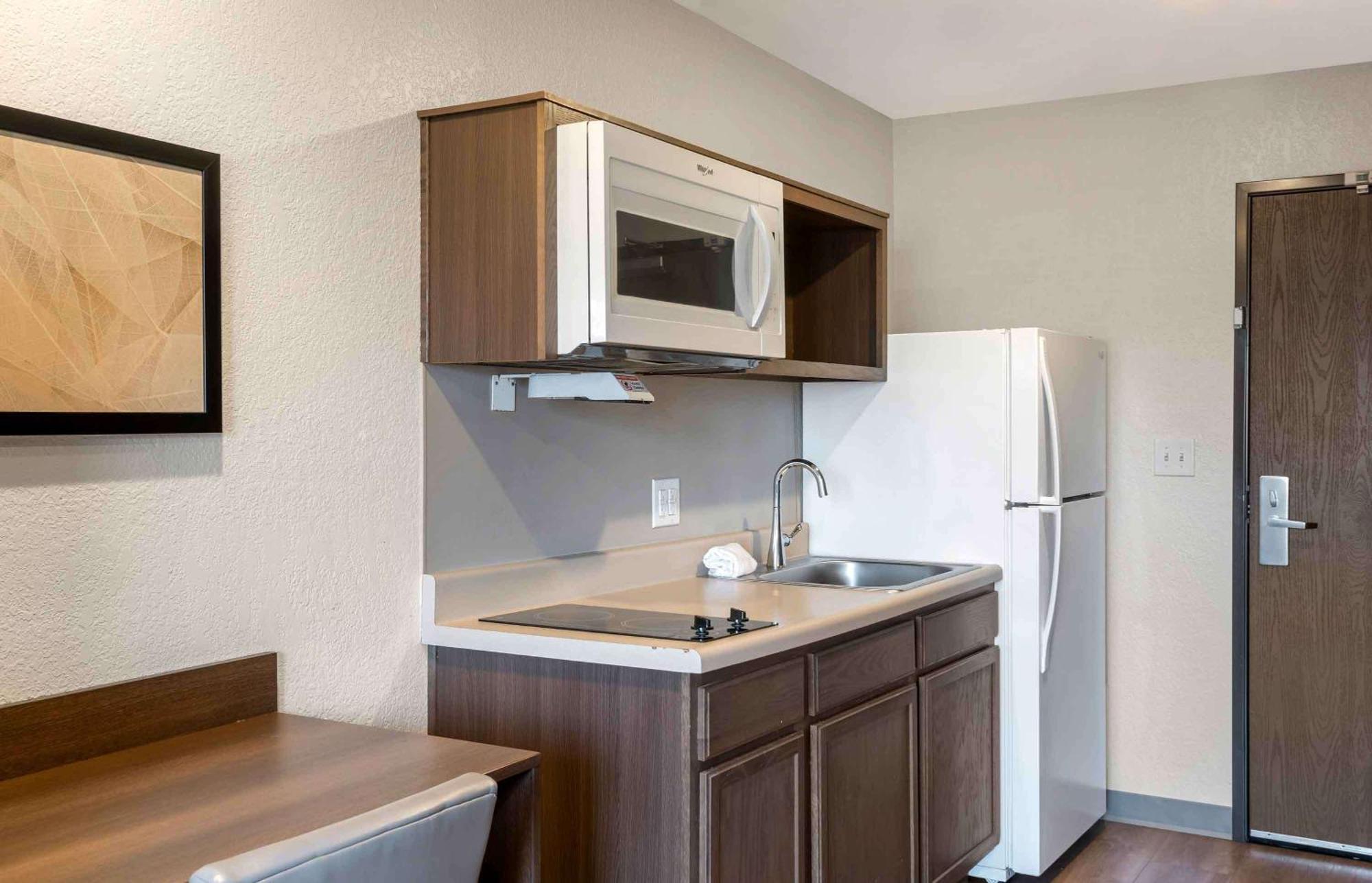 Extended Stay America Select Suites - Charlotte - Northlake Exteriör bild