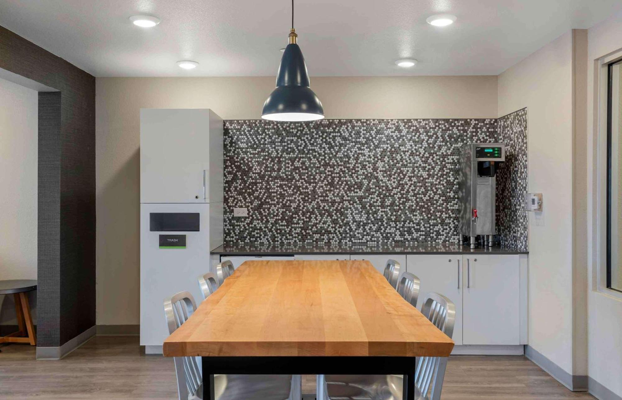 Extended Stay America Select Suites - Charlotte - Northlake Exteriör bild